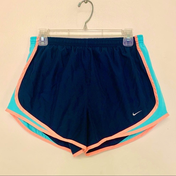 SOLD - Nike Dri-Fit Lined Running Tempo Shorts - Picture 6 of 6